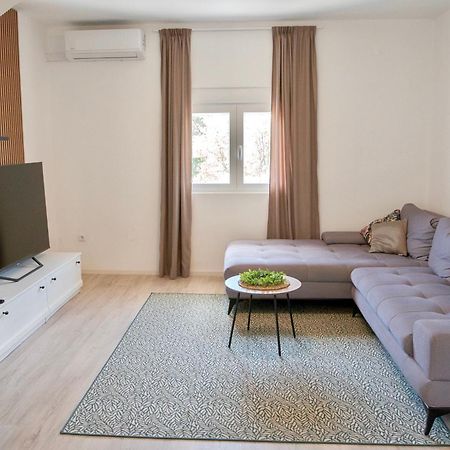 Ivano & Franko Apartments Kruševo エクステリア 写真