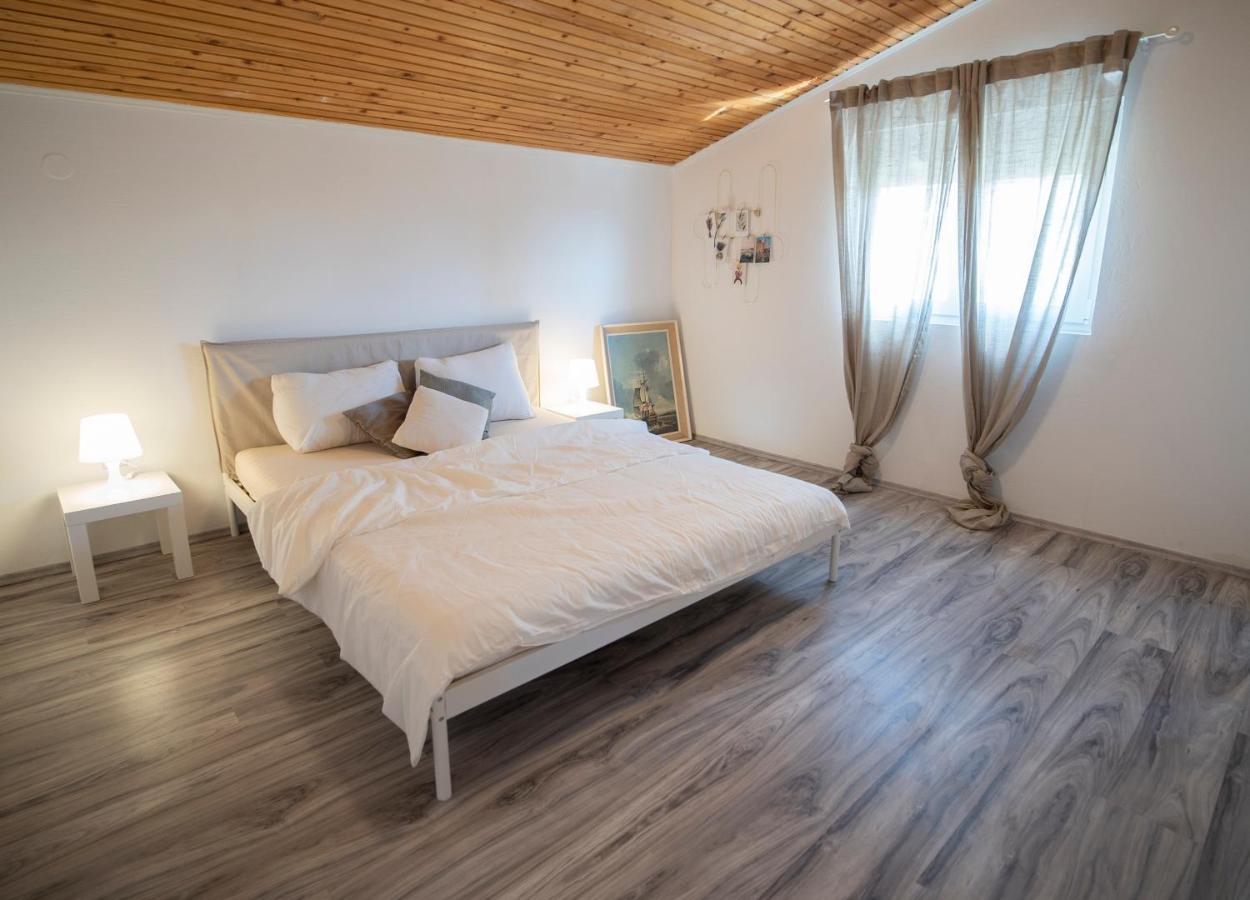 Ivano & Franko Apartments Kruševo エクステリア 写真