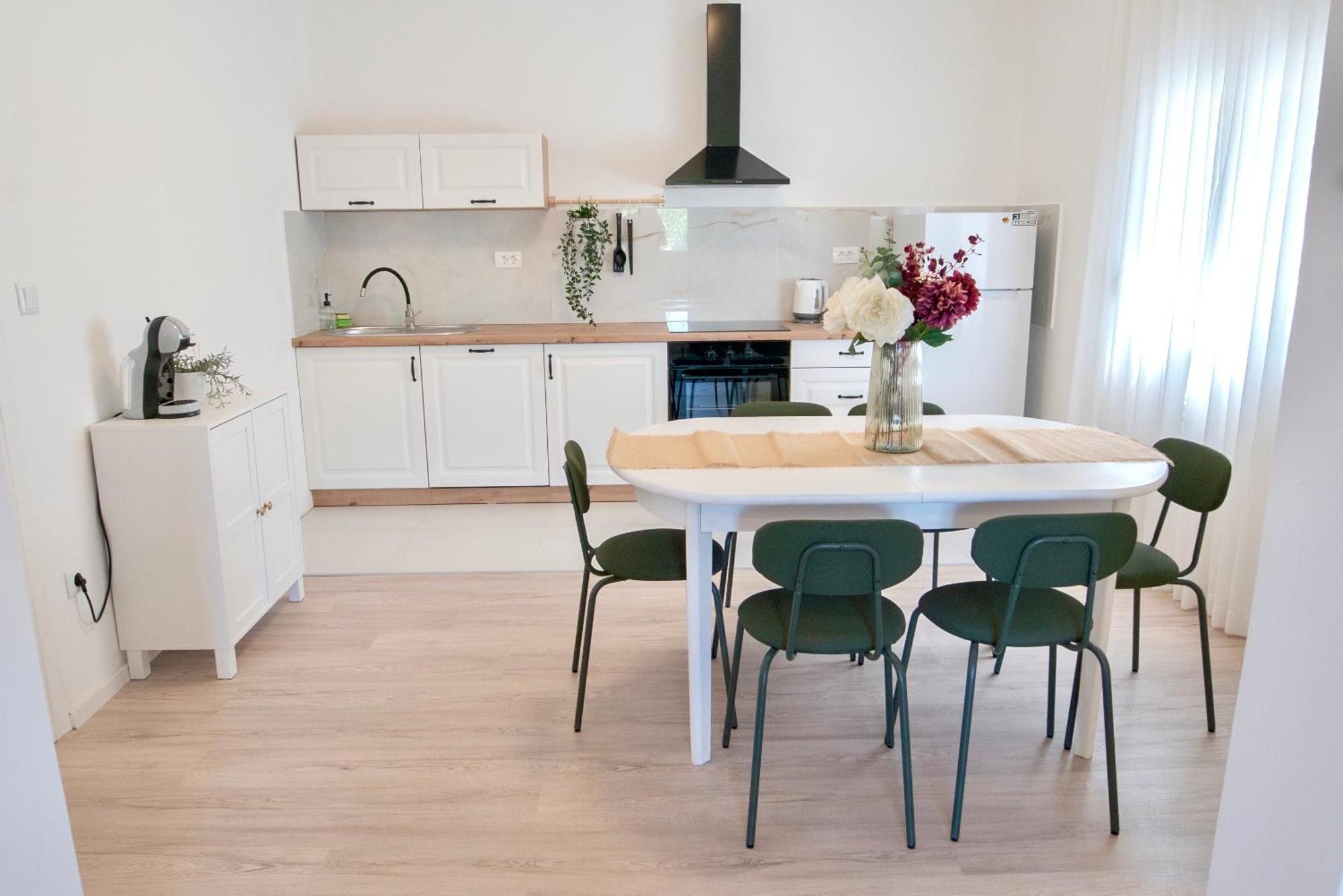 Ivano & Franko Apartments Kruševo エクステリア 写真